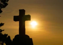 Oración para los hijos: protección y bendición con la sangre de Cristo